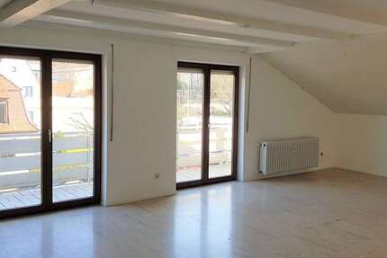 Wohnung Pforzheim Buckenberg - 2.5 Zimmer, 78 m&sup2;, 770&euro; | Angebot:26863352