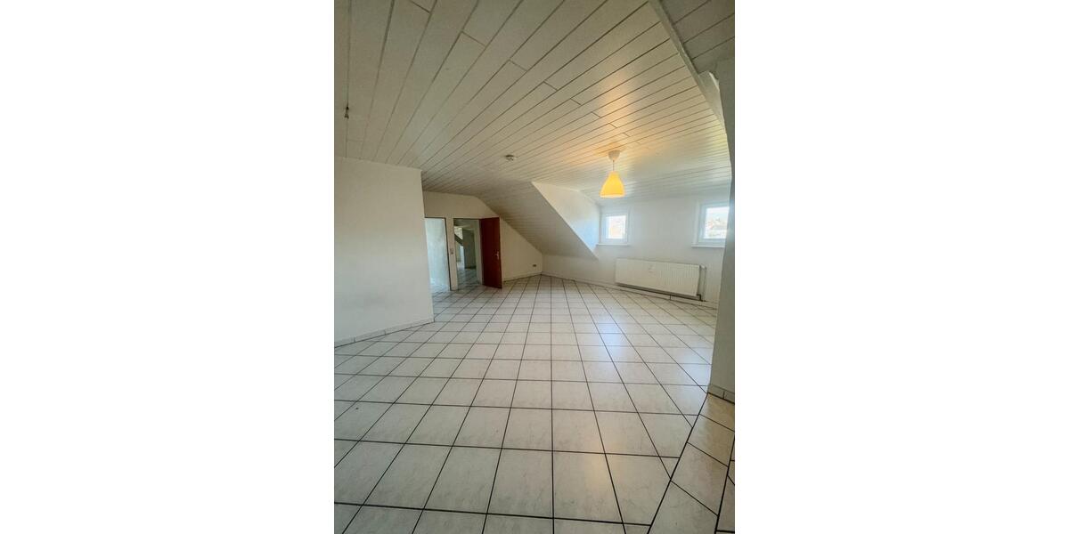 Dachgeschoßwohnung Wurmberg - 5 Zimmer, 128 m&sup2;, 299.000&euro; | Angebot:24652763