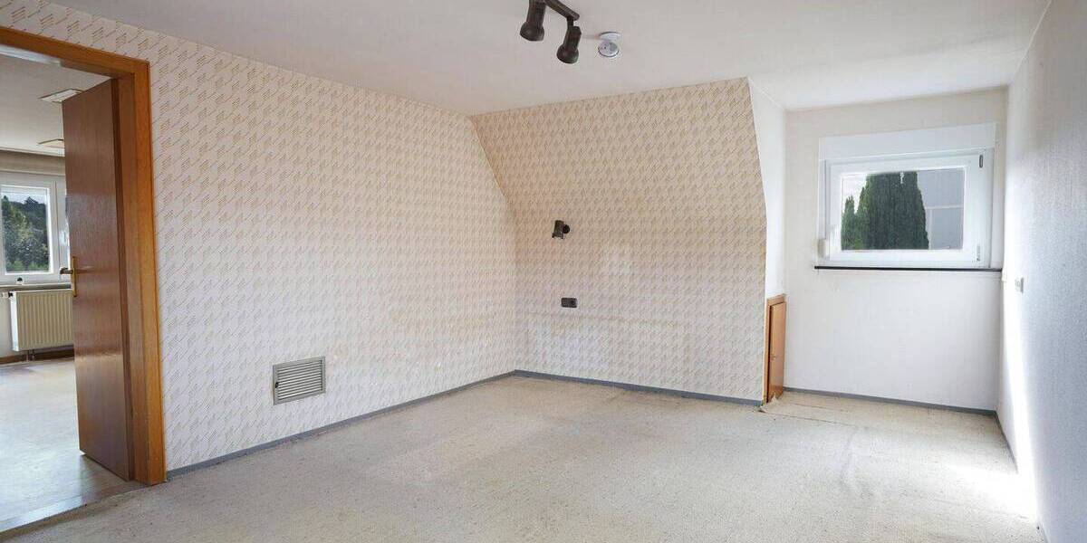 Doppelhaushälfte Bretten - 4 Zimmer, 140 m&sup2;, 299.000&euro; | Angebot:25745791