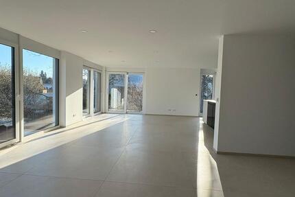 Erstbezug im hochwertigen Neubau mit 2 Balkonen in Rintheim 3.5 zimmer