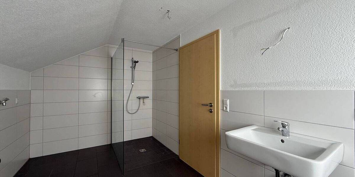 Mehrfamilienhaus, Wohnhaus Oberderdingen - 7 Zimmer, 175 m&sup2;, 595.000&euro; | Angebot:26918147