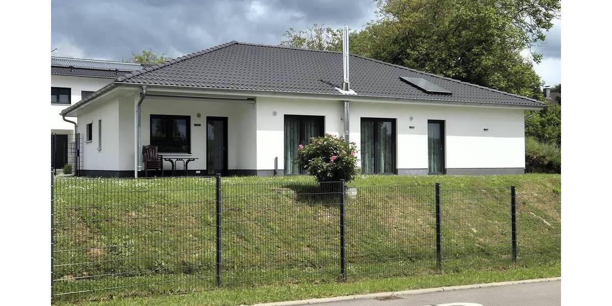 Bungalow Pfinztal Söllingen - 4 Zimmer, 148 m&sup2;, 930.000&euro; | Angebot:26687109