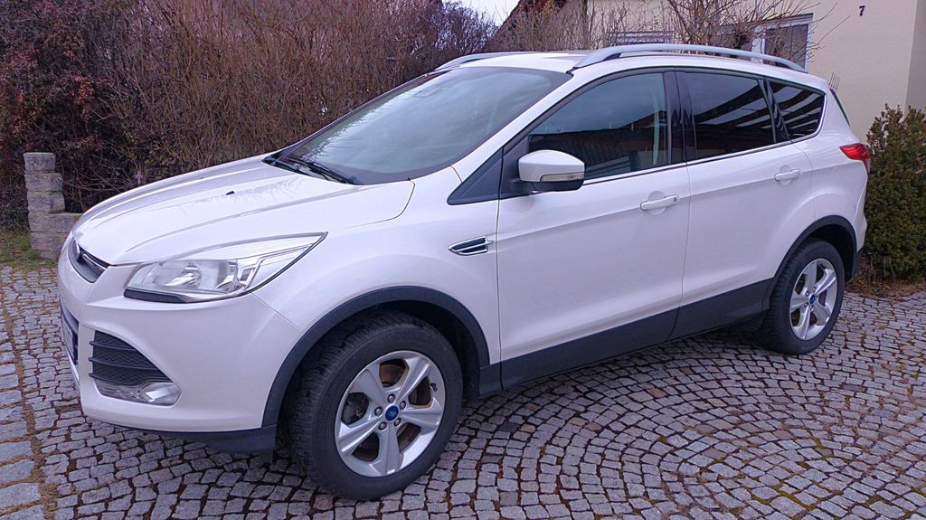 Ford Kuga 129.500 km 11.900 &euro; Neuhausen 75242