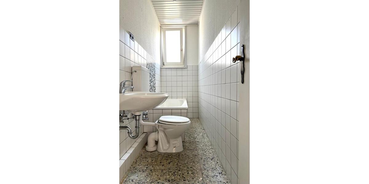 Etagenwohnung Pforzheim Brötzingen - 3.5 Zimmer, 89 m&sup2;, 920&euro; | Angebot:26563727