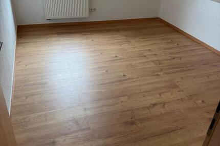 Wohnung Güglingen - 3 Zimmer, 65 m&sup2;, 850&euro; | Angebot:27615633