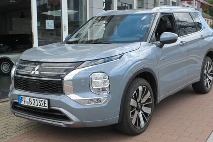 Mitsubishi Plug-in Hybrid Outlander 2.000 km 53.990 € Niefern 75223