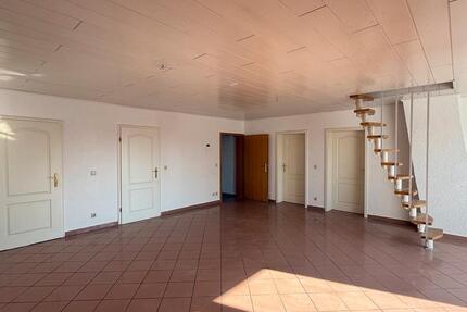 Wohnung Karlsruhe Hagsfeld - 5 Zimmer, 110 m&sup2;, 1.500&euro; | Angebot:25783455