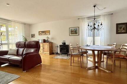 Haus Bretten - 4 Zimmer, 145 m&sup2;, 525.000&euro; | Angebot:25777709