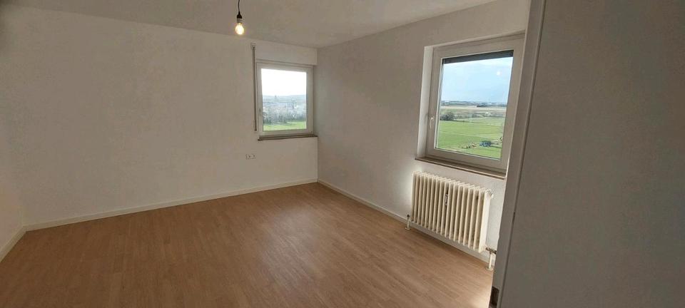 Etagenwohnung Gerlingen - 3 Zimmer, 77 m&sup2;, 1.475&euro; | Angebot:25641336