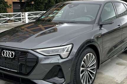 Audi e-tron 48.284 km 41.900 € Ettlingen 76275