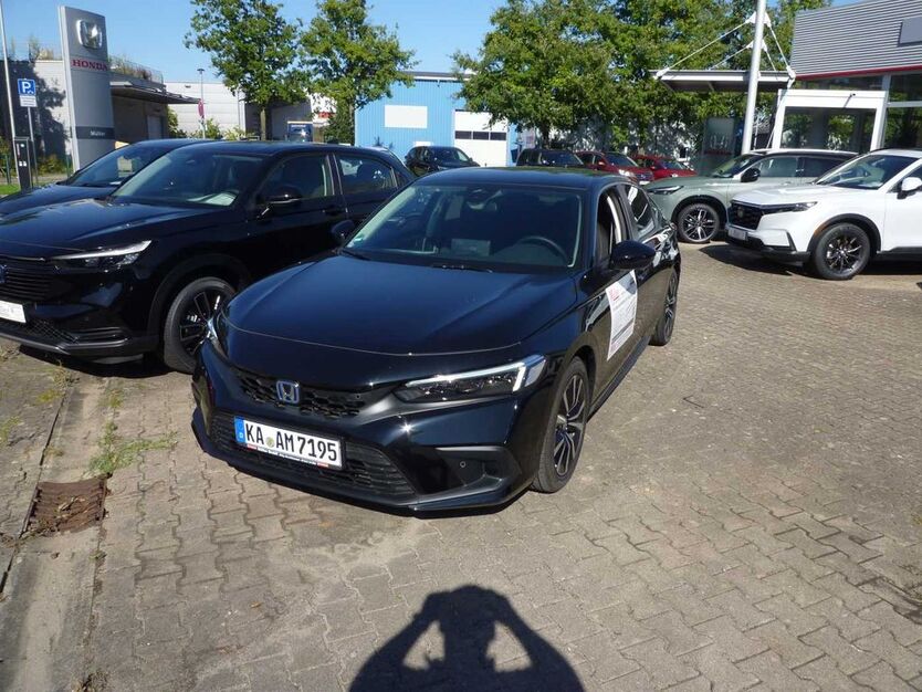 Honda Civic 1.501 km 36.830 € Ettlingen-Bruchhausen 76275