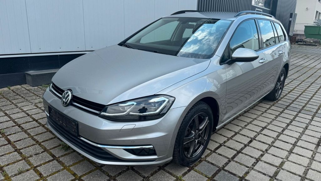 VW Golf 136.100 km 13.300 &euro; Grafenau 71120