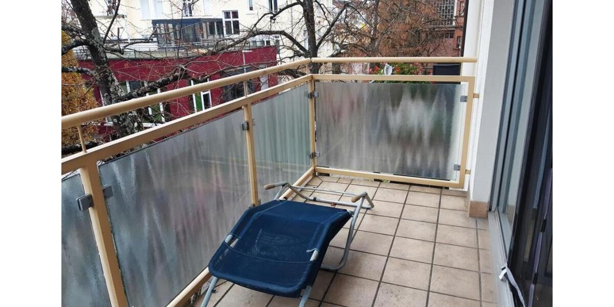 Tolle neu, renovierte 2-Zimmer-Wohnung mit Aufzug+Balkon+Tiefgarage in Karlsruhe 1 zimmer