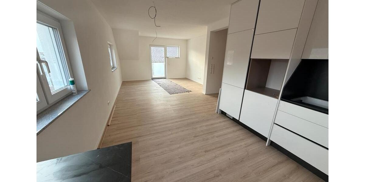 Etagenwohnung Calw - 3.5 Zimmer, 85 m&sup2;, 1.300&euro; | Angebot:25746064