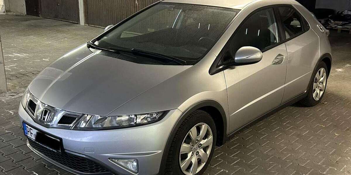 Honda Civic 158.825 km 4.500 &euro; Pforzheim, Stadt 75175