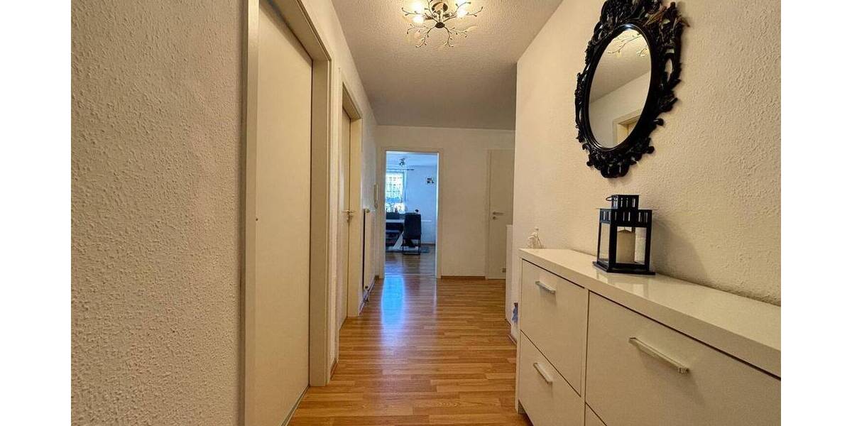 Etagenwohnung Sindelfingen Mitte - 4 Zimmer, 101 m&sup2;, 458.000&euro; | Angebot:26503079