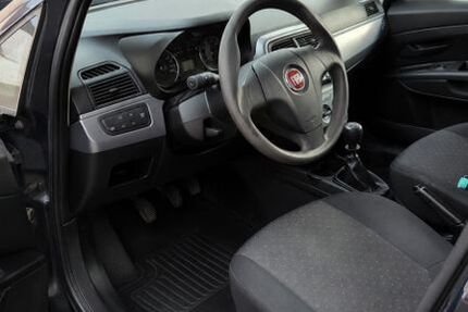 Fiat Grande Punto 211.147 km 950 &euro; Kraichtal 76703