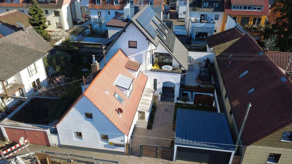 Einfamilienhaus Karlsruhe Daxlanden - 14 Zimmer, 470 m&sup2;, 1.400.000&euro; | Angebot:25560957