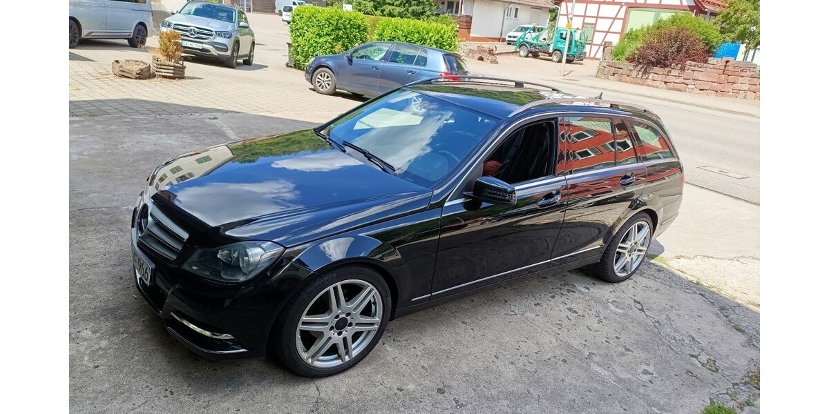 Mercedes-Benz C 200 335.000 km 5.500 &euro; Aidlingen 71134
