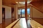 Dachgeschoßwohnung Karlsruhe Grötzingen - 3.5 Zimmer, 100 m&sup2;, 1.679&euro; | Angebot:26429155