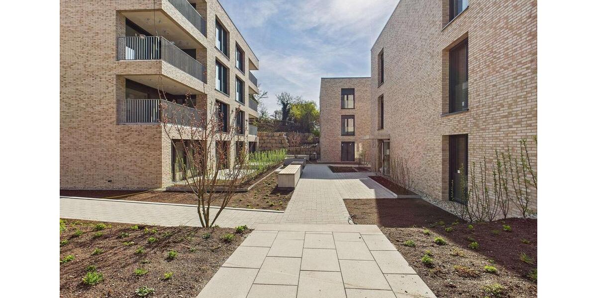 Dachgeschoßwohnung Sindelfingen Sindelfingen (Stadt) - 2 Zimmer, 65 m&sup2;, 1.230&euro; | Angebot:22893217