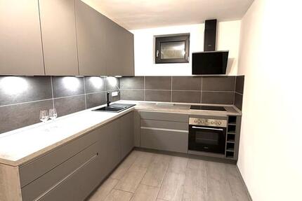 Einliegerwohnung km Rodgebiet 3.5 zimmer