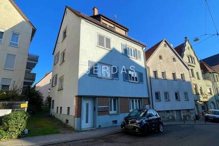 4-Familienhaus in Stuttgart-Obertürkheim - voll vermietet