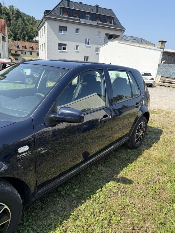VW Golf IV 152.000 km 3.000 € Gernsbach 76593