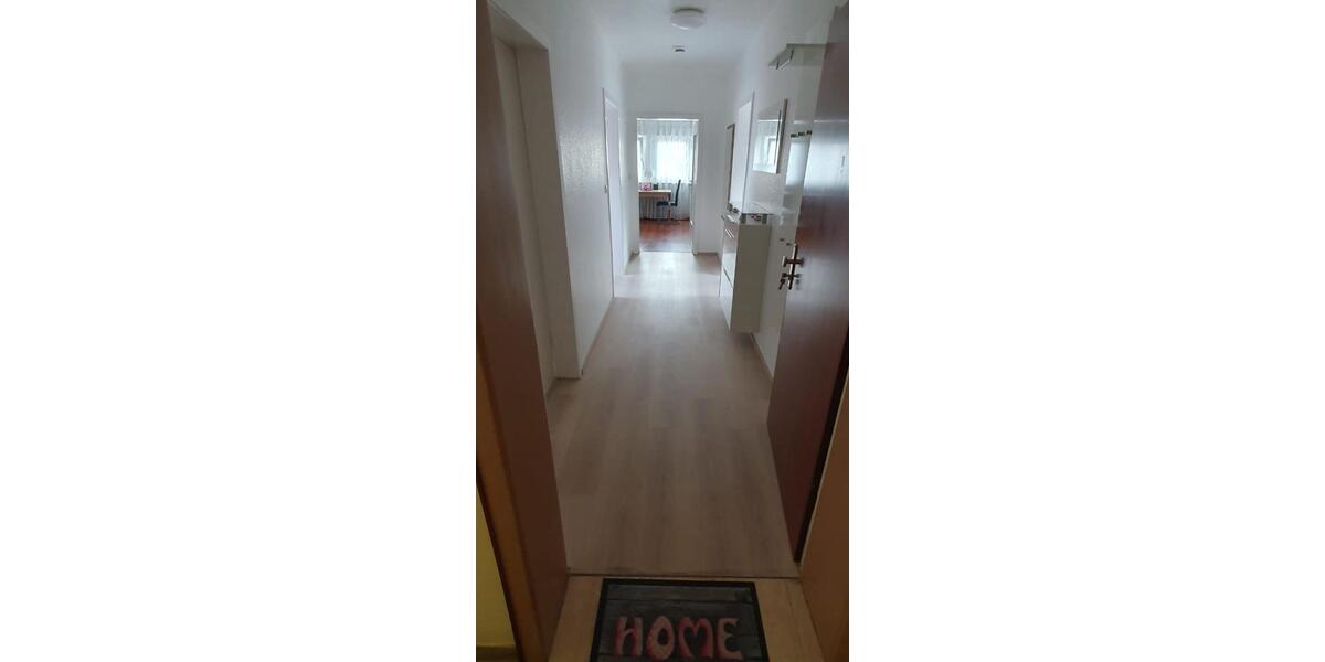 Dachgeschoßwohnung Oberderdingen - 3 Zimmer, 63 m&sup2;, 176.000&euro; | Angebot:24561147