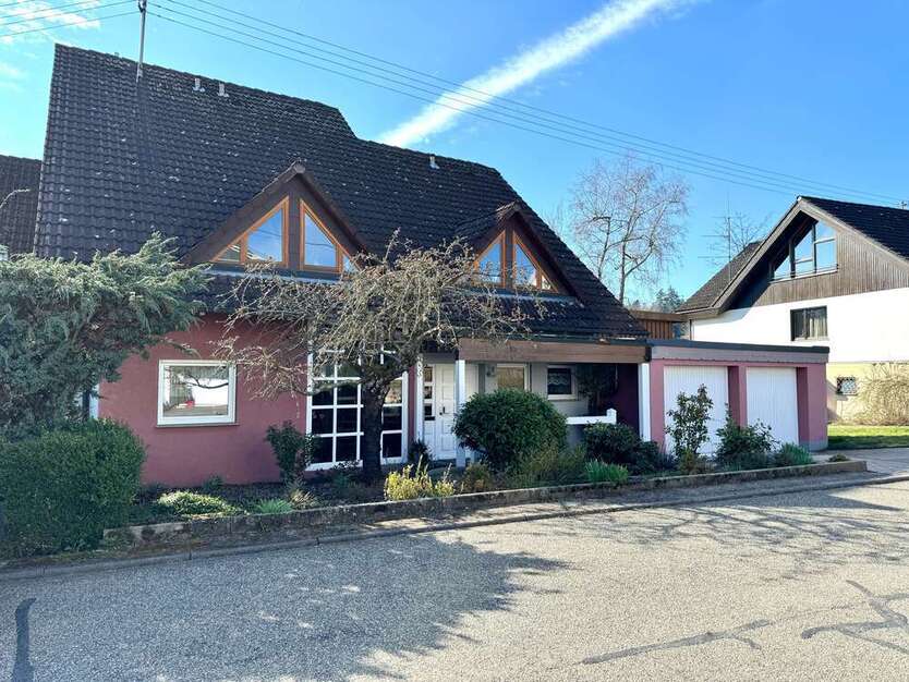 Haus zum Kaufen in Schömberg 598.000 € 194 m²