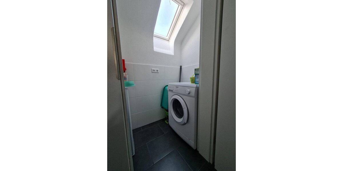 Etagenwohnung Ditzingen - 3 Zimmer, 88 m&sup2;, 1.190&euro; | Angebot:26921156