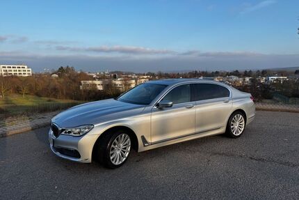 BMW 730