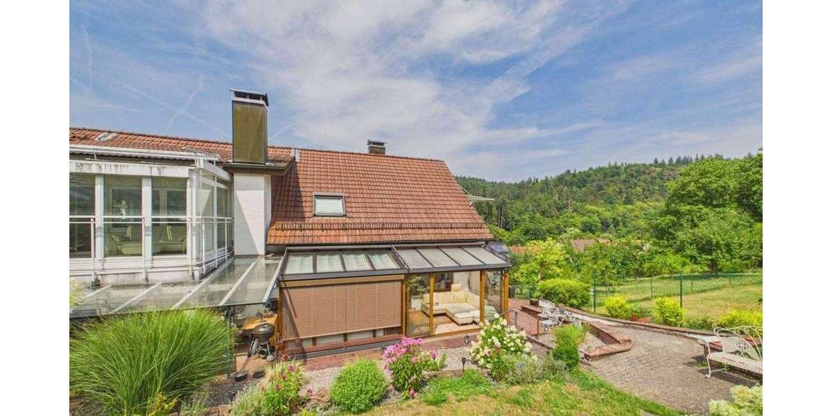 Einfamilienhaus Pforzheim Eutingen - 10 Zimmer, 286 m&sup2;, 789.000&euro; | Angebot:27331513