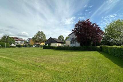 Haus Althengstett - 5 Zimmer, 199 m&sup2;, 2.500&euro; | Angebot:27161516