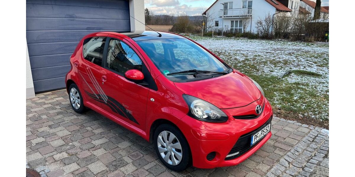 Toyota Aygo (X) 150.400 km 2.750 &euro; Illingen 75428