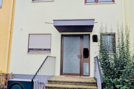 Haus Bruchsal - 5 Zimmer, 180 m&sup2;, 1.700&euro; | Angebot:25309753