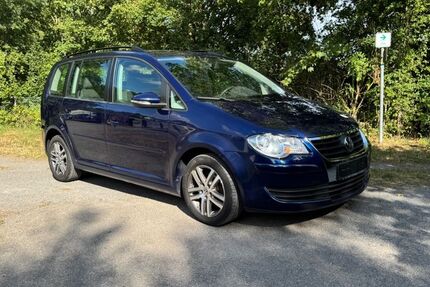VW Touran 187.000 km 3.700 &euro; Mühlacker 75417