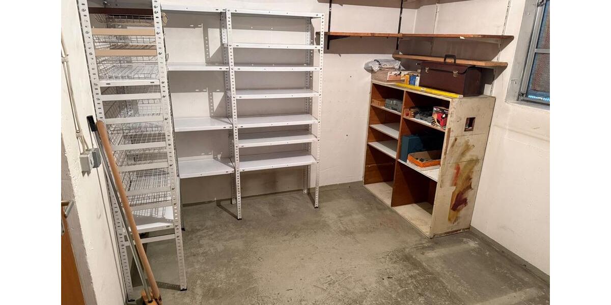 Etagenwohnung Leonberg - 4.5 Zimmer, 108 m&sup2;, 1.700&euro; | Angebot:26582415