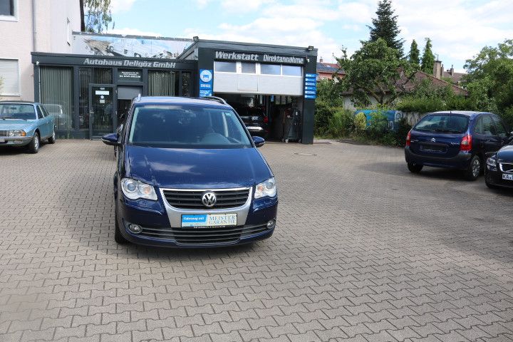 VW Touran 260.150 km 4.910 € Karlsruhe 76131