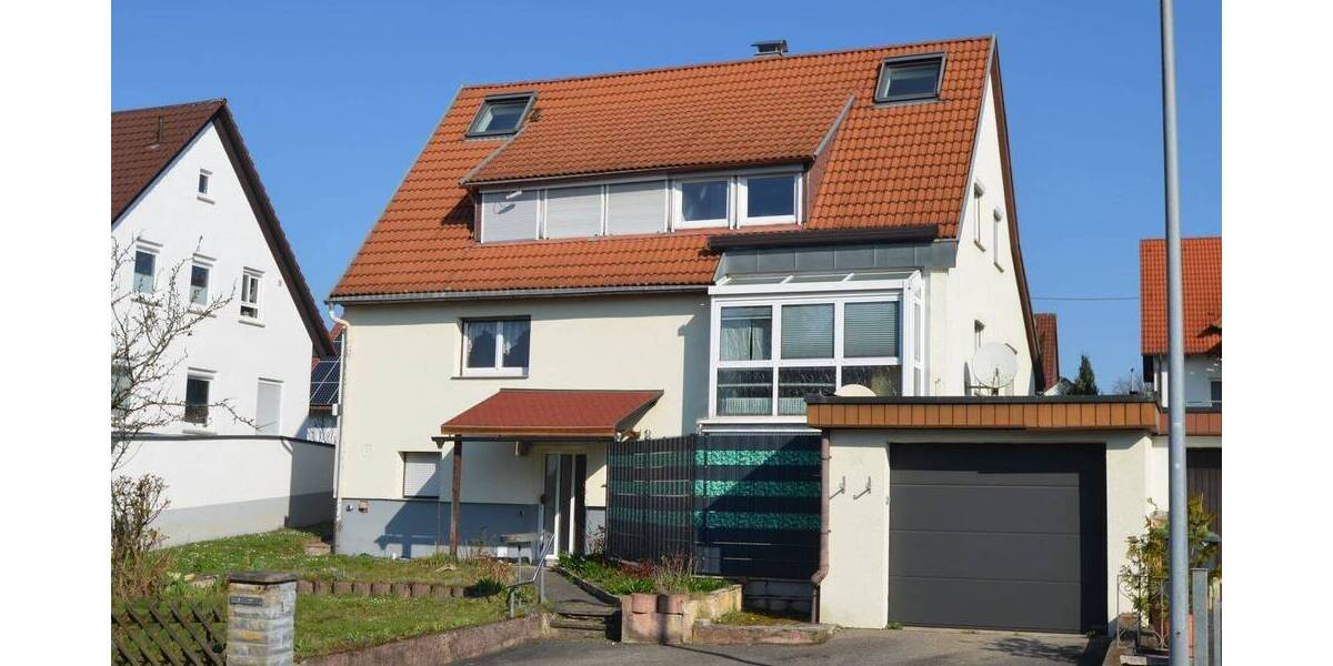 Mehrfamilienhaus, Wohnhaus Rutesheim - 9 Zimmer, 215 m&sup2;, 670.000&euro; | Angebot:26439088