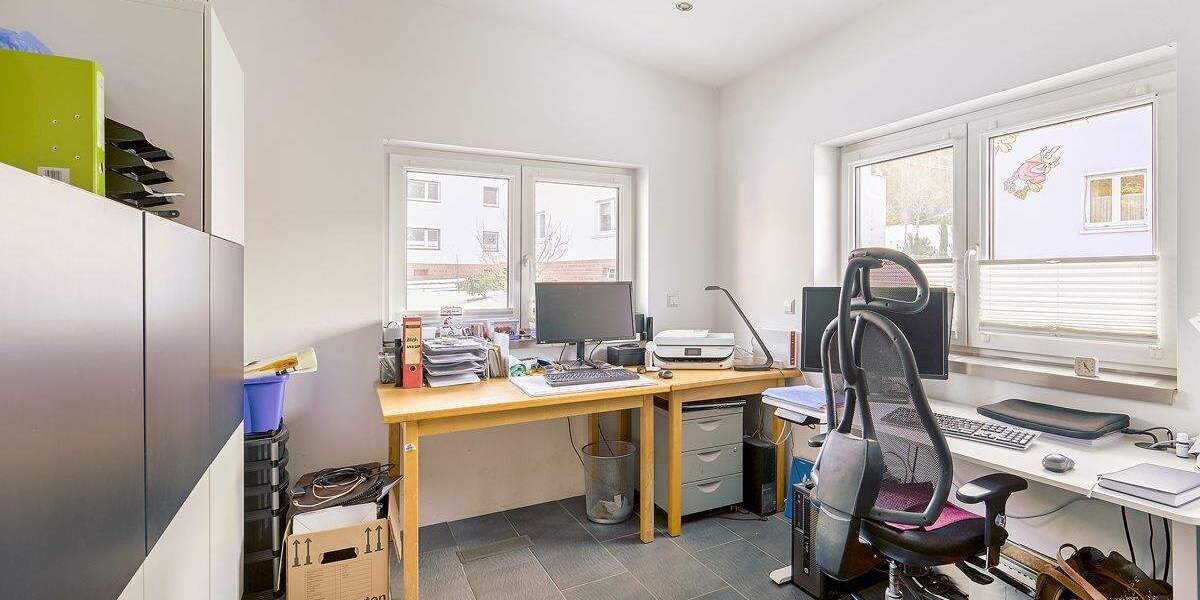 Einfamilienhaus Waldbronn / Busenbach Busenbach - 7 Zimmer, 226 m&sup2;, 989.000&euro; | Angebot:25815001