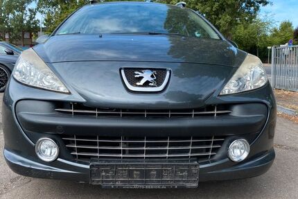Peugeot 207 97.000 km 1.900 &euro; Sindelfingen 71065