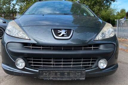 Peugeot 207 97.000 km 2.300 &euro; Sindelfingen 71065