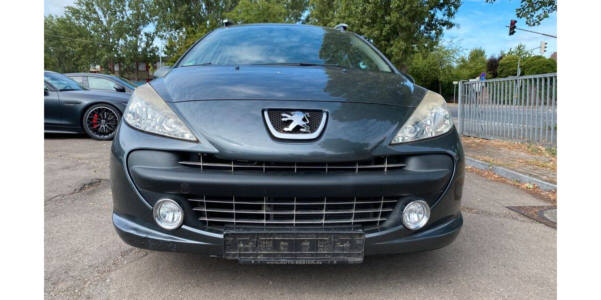 Peugeot 207 97.000 km 2.300 &euro; Sindelfingen 71065