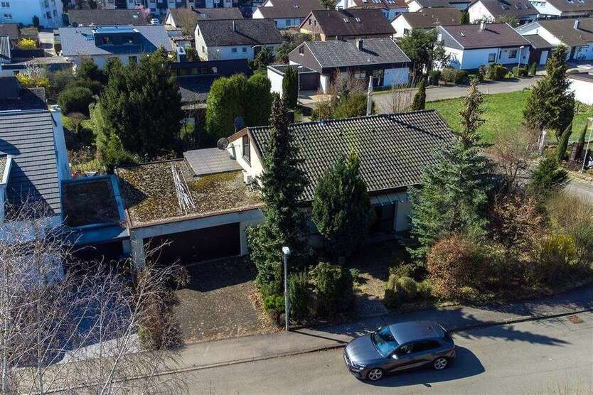 Haus zum Kaufen in Gärtringen 879.000 € 268 m²