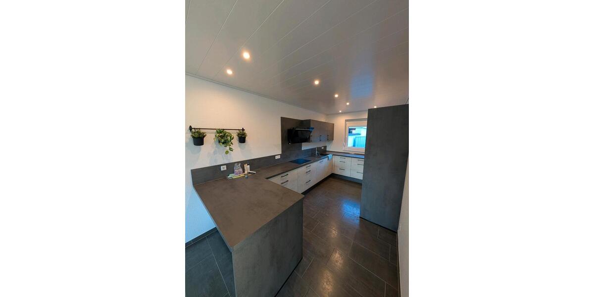 Erdgeschoßwohnung Remchingen - 4 Zimmer, 106 m&sup2;, 1.200&euro; | Angebot:25311199