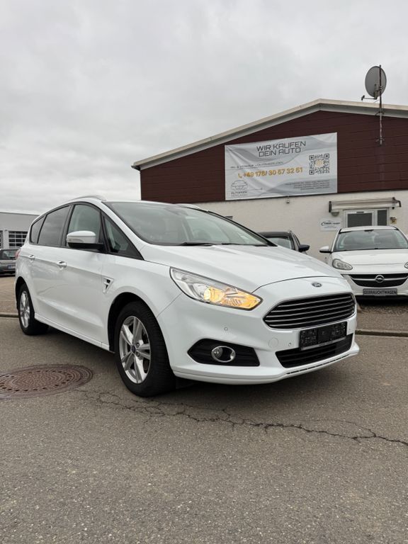 Ford S-Max 135.849 km 10.499 € Weil der Stadt 71263