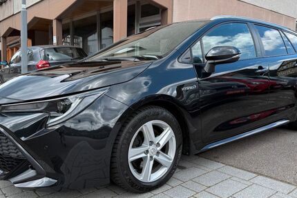 Toyota Corolla 75.211 km 21.999 € Bad Wildbad 75323