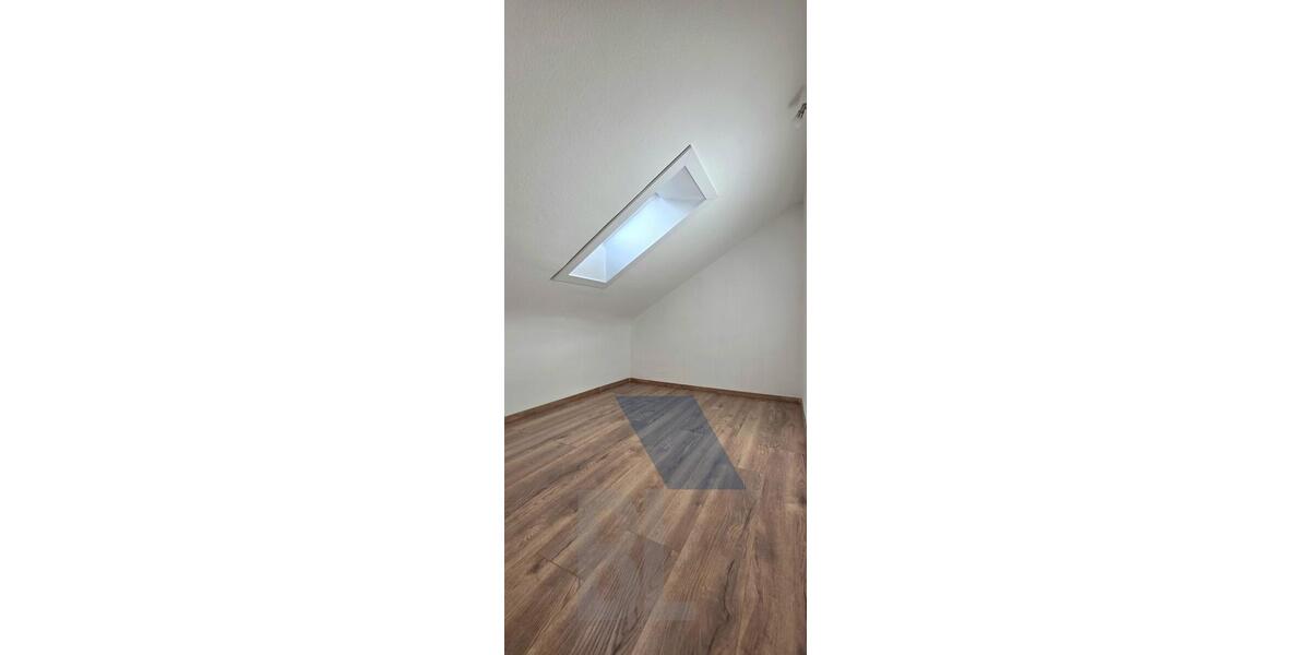 Wohnen mit Aussicht – charmante 2,5-Zimmer-Wohnung mit großem Balkon und Wohlfühlambiente 2.5 zimmer