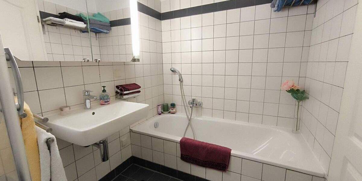 Etagenwohnung Stutensee-Büchig Blankenloch - 2 Zimmer, 75 m&sup2;, 280.000&euro; | Angebot:25400770